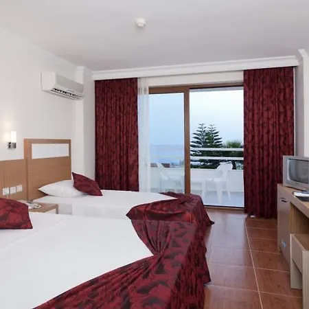 Hotel Ideal 3*